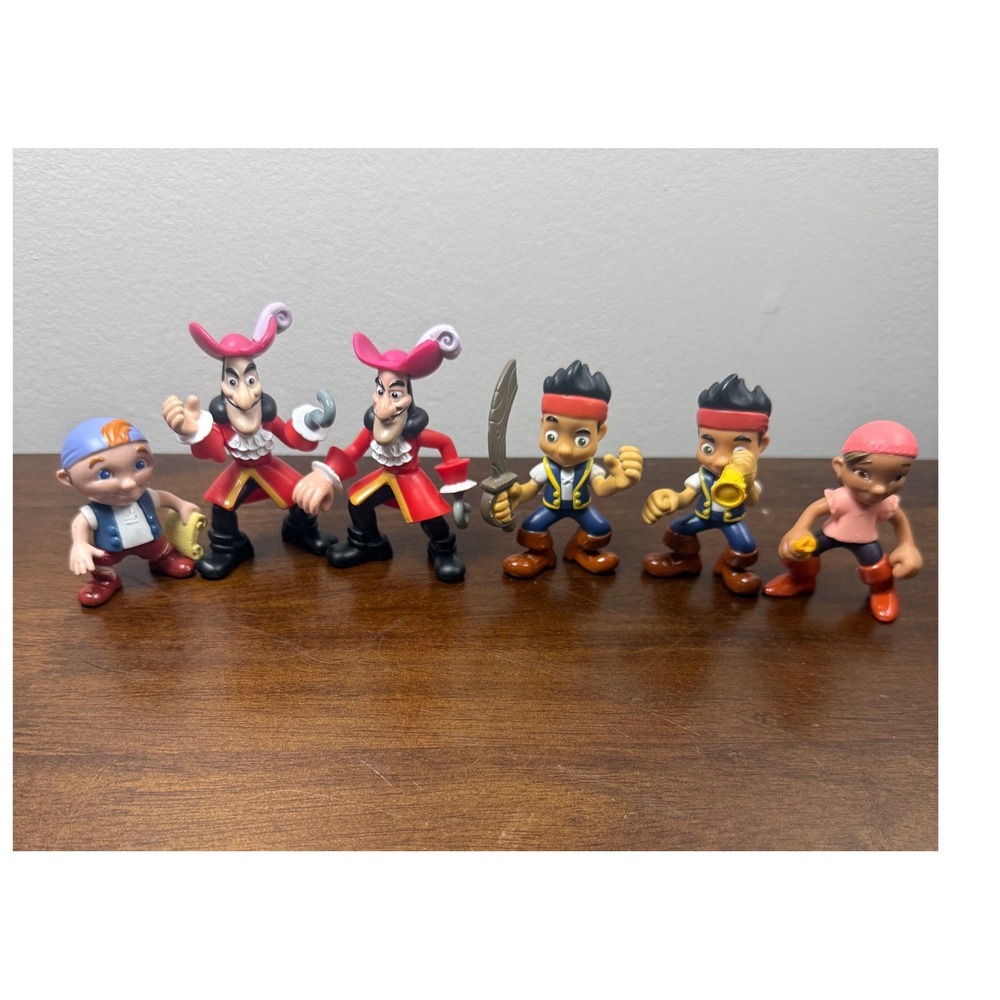Disney Jake and the Never Land Pirates Figure Lot Captain Hook, Izzy 6pc